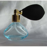 FBNMO02 akvamarínový  - plnitelný akvamarínový skleněný flakon na parfém s balónkovým rozprašovačem